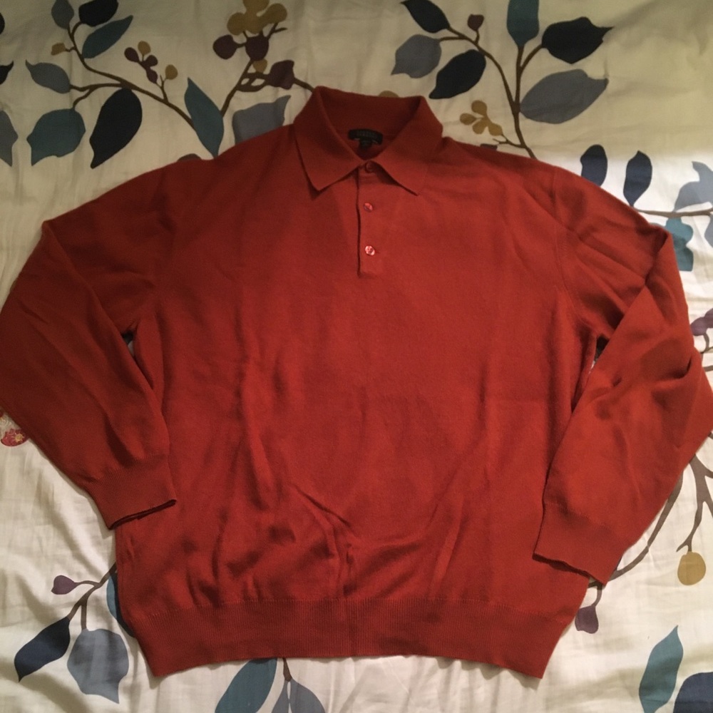 Barneys NY  Light Cashmere Sweatshirt